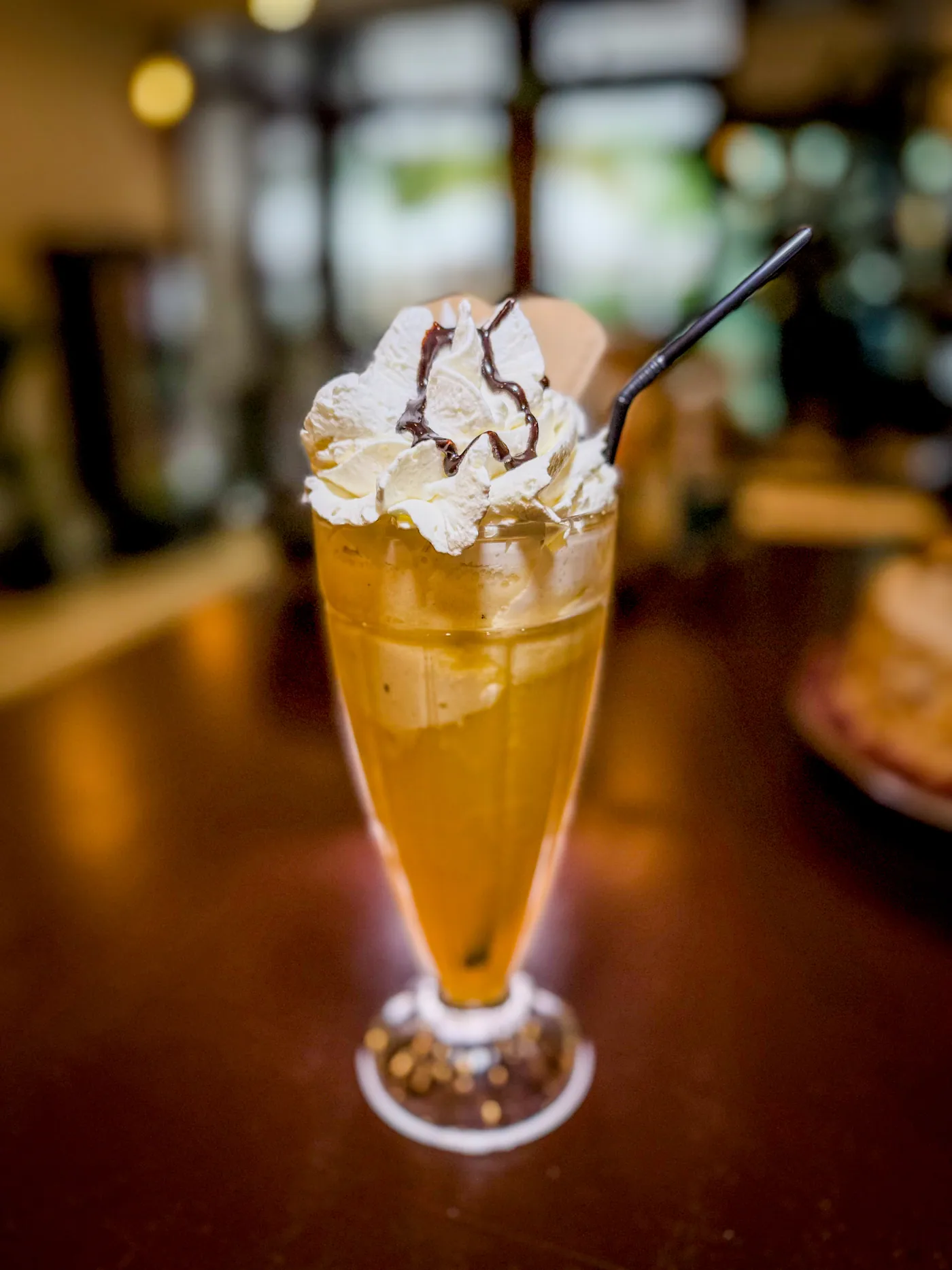 Kaffee und hausgemachte Torte