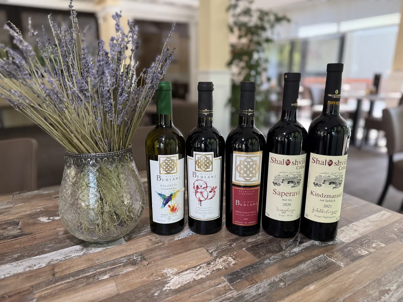 Georgischer Wein im Café Leon